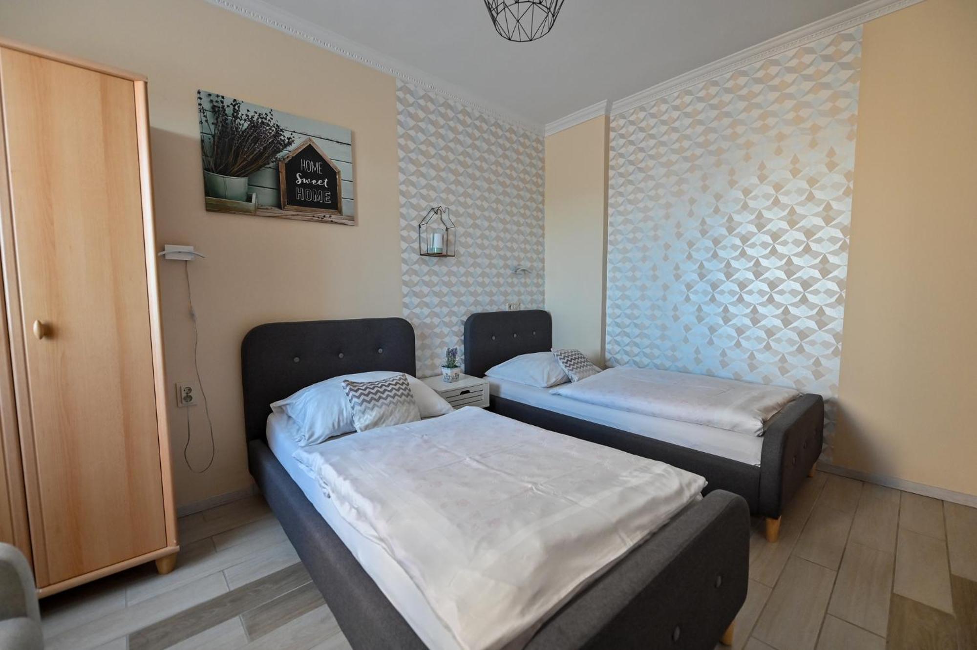 Bellavista 1 Apartman Эгер Экстерьер фото